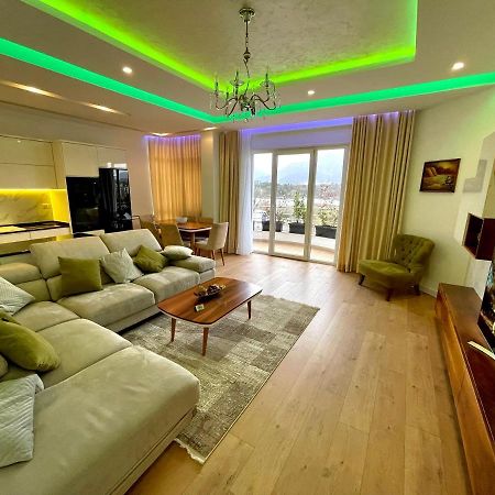 Queen'S Luxury Apartments Lake Tirana Kültér fotó